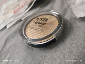 Maybelline Metalic Highlighter