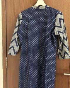 Stylish Blue Polka Dot Kurta, L TAG size