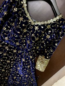Heavy Gown Wedding Wear