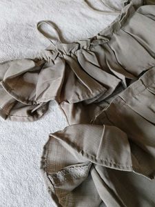 Ruffle Top