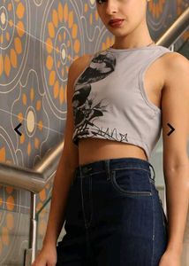 Graphic Print Crop Tank Top