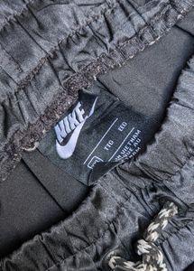 Nike Air Men&#39;s Jogger Track Pant