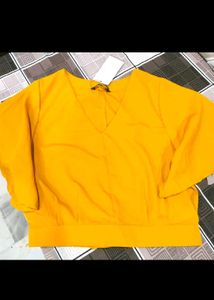 Combo Of Two Fluffy Sleeves Crop Top