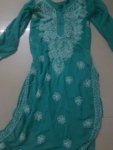 Chikankari embroidered Kurta| Lucknow | Georgette.