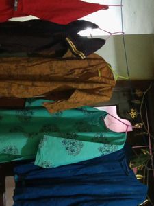 Only 250.   5Kurtis 1top