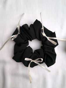 Coquette Scrunchies 🌷