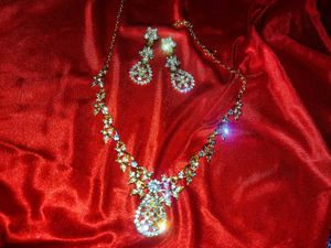 Sparkling Jewelry Set