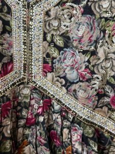 Floral Embellished Kurti With Pant