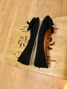 Women Black Bow Velvet Flat Comfortable Ballerinas