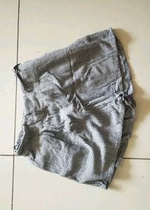 URBANIC GINGHAM SKORT