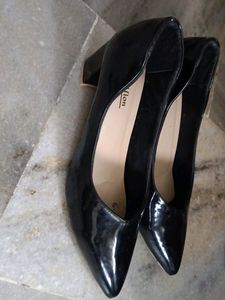 Shiny Black Belly Heels