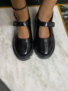 Black Platform Shoes