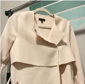 Authentic Topshop Trenchy Coat Like New