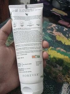 Forever Radiance Moisturizer