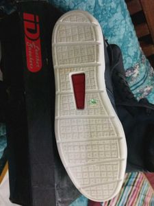 ID Leather Sneakers