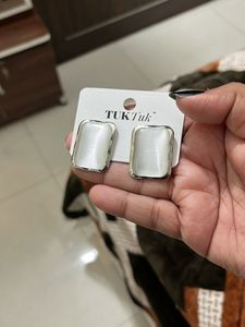 Anti-tarnish premium, Korean stud