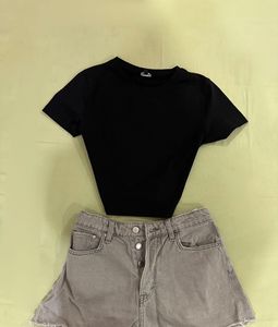 Black Cropped T-Shirt