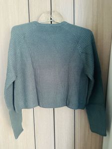 Stylish Cropped Sweater