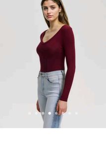 Burgundy Long Sleeve V-Neck Bodysuit Top