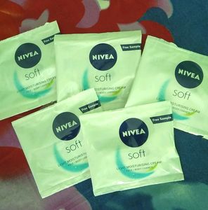 NIVEA Soft Light Moisturizing Cream (Pack Of 5)