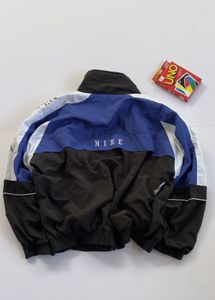 NIKE VINTAGE WINDBREAKER JACKET