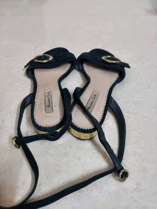 Massimo Dutti Suede Sandals