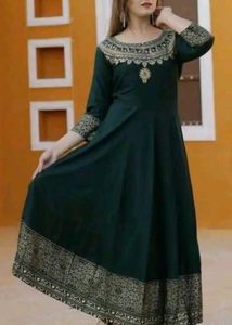 Elegant Green Ethnic Gown