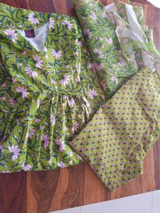 Green Floral Print Kurta Set