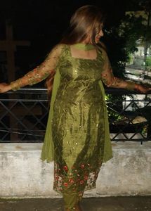 Mehendi Suit Set
