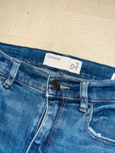 Pull&amp;Bear Ripped Demin Skinny Jeans