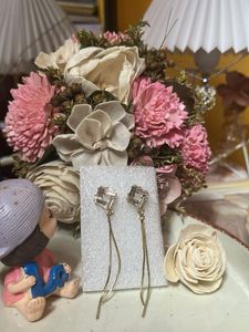 Dangling Rhinestone Earrings