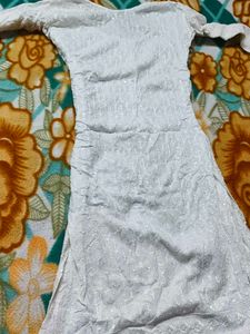 Elegant White Embroidered Kurta