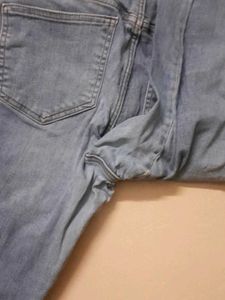 Ankle length Jeans with Slits
