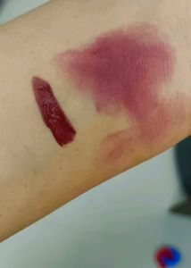 L'Oreal Rouge Signature Lipstick