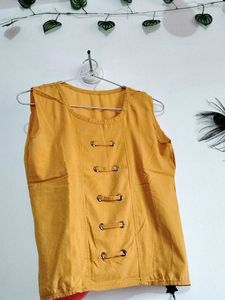 🌼 Mustard Sleeveless Top ☺️