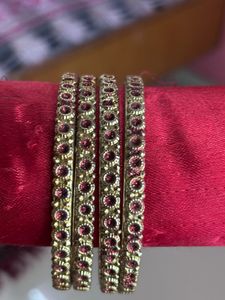 Set of 4 Rhinestone Bangles