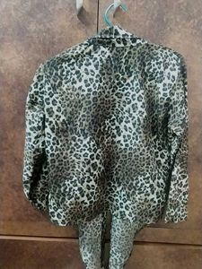 SALE !!Premium Leopard print Shirt With Tie Knot