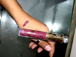 long lasting liquid lipsticks💄💄