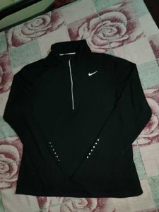 Nike dri-fit (authentic) 🔥