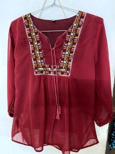 Like New Top ❤️❤️🤎
