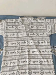 Printed tshirt for men and women both