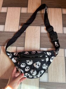 Skull 💀 Fancy Bag Cross Wear