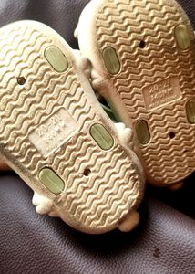 Stylish Kids Girls And  Boys Clog