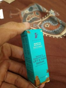 Sunscreen Plum &amp; Mcaffeine