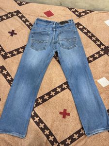 Light Wash Denim Jeans