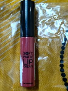 Swiss Beauty Matte Lipstick Very Nude