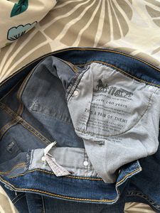Levi&#39;s Straight Fit Jeans **Only Cash Offers**