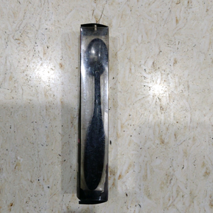 makeup brush