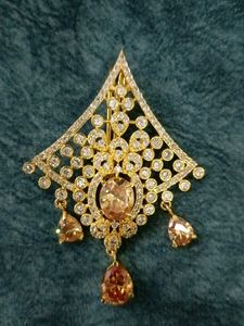 Vintage Inspired Gold Tone Brooch
