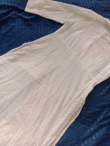Trendy White Kurta With Slit For Women (30-32)